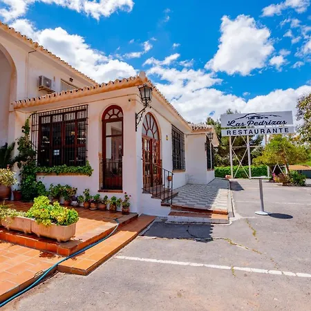 Hotel Pedrizas 2*